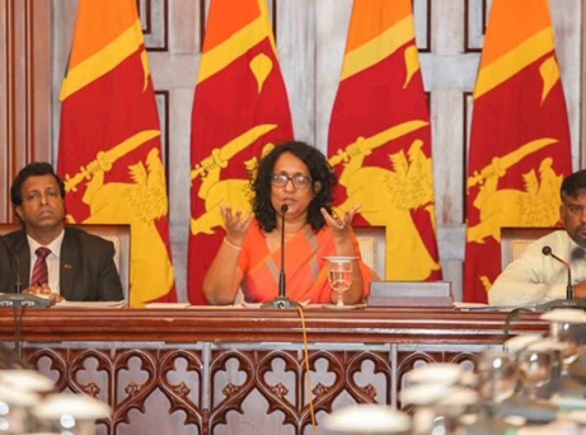 அனைத்து மாணவர்களுக்கும் பொதுவான கல்வி முறையொன்று காணப்படுதல் வேண்டும் - பிரதமர்